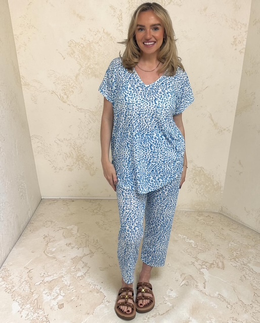 CARLY V Neck Set in BLUE LEOPARD sizes 8 to 24