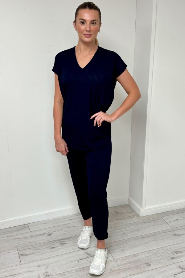 CARLY V Neck Set in BLACK sizes 8 to 24