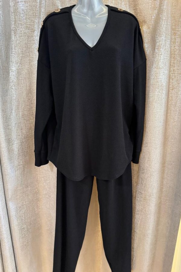 CARLY long sleeve set with gold button detail - BLACK
