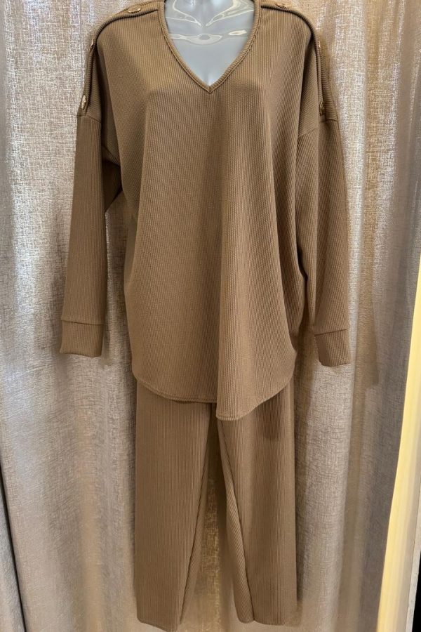 CARLY long sleeve set with gold button detail - MOCHA