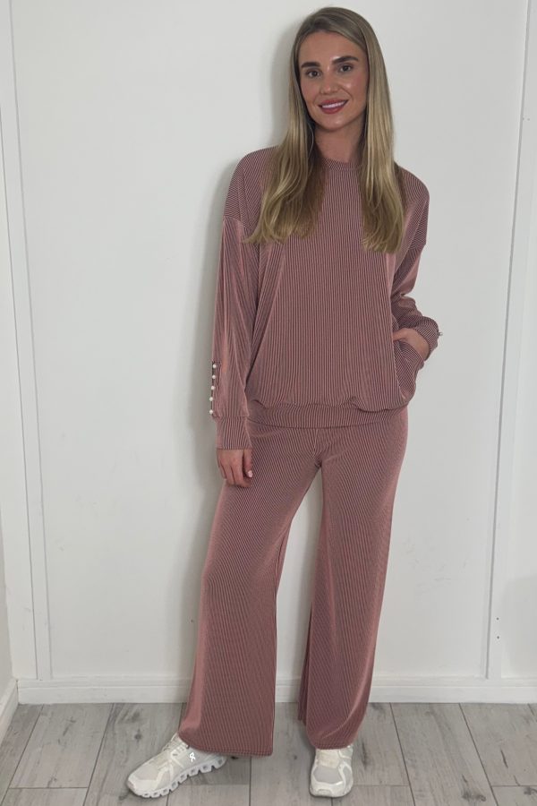 Sadie set with pearl detail sizes 8 to 20 - PINK