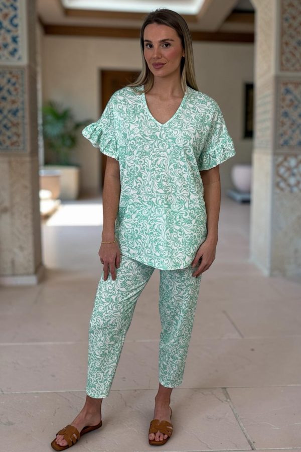 Carly Frill sleeve SET sizes 8 to 20 - Mint Paisley
